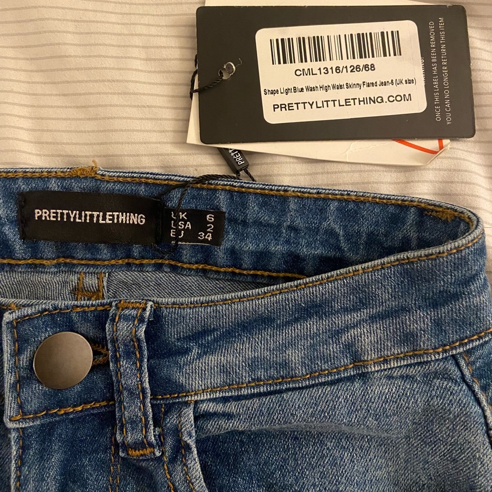 Pretty little things, Flared jeans, light wash, tight fit, high wasted